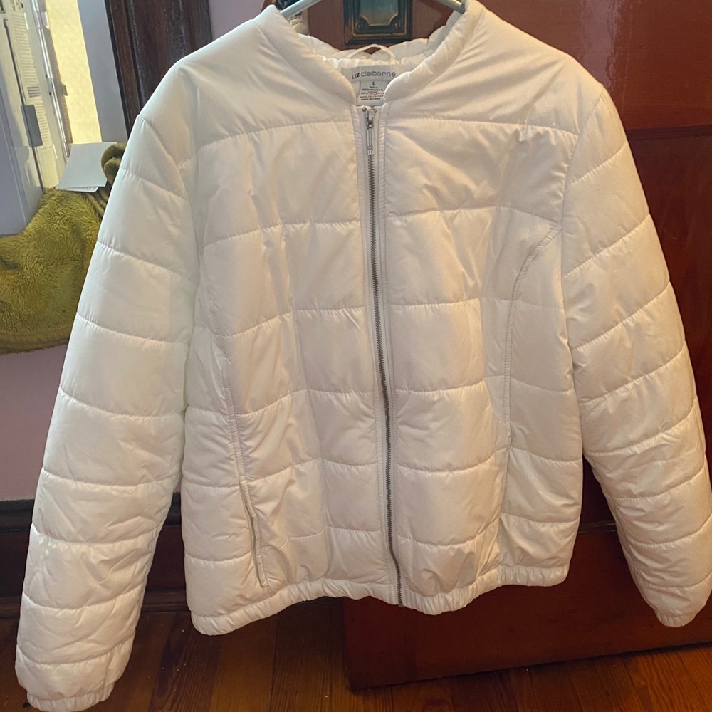 White puffer jacket